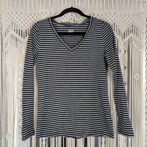Gray and Black Striped Mossimo Long Sleeve V-Neck Shirt Size Med